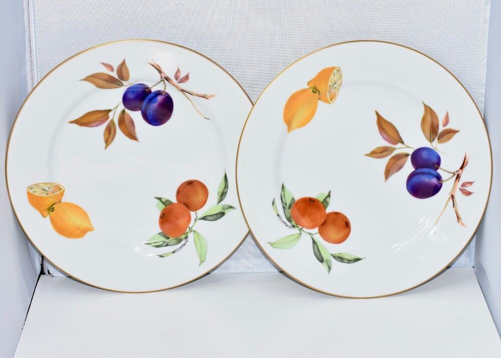 2 - Luncheon 9" Plates Lemon, Plums & Gold Trim Royal Worcester - Evesham NEW